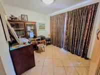  of property in Magalieskruin