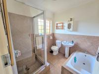  of property in Magalieskruin