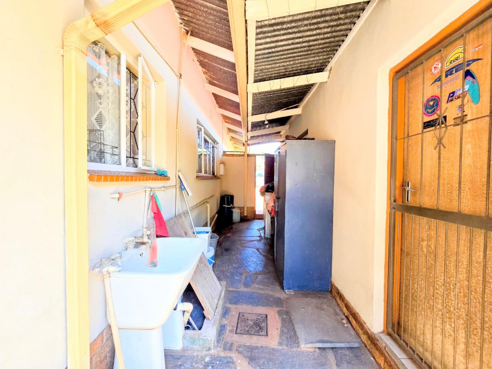  of property in Annlin