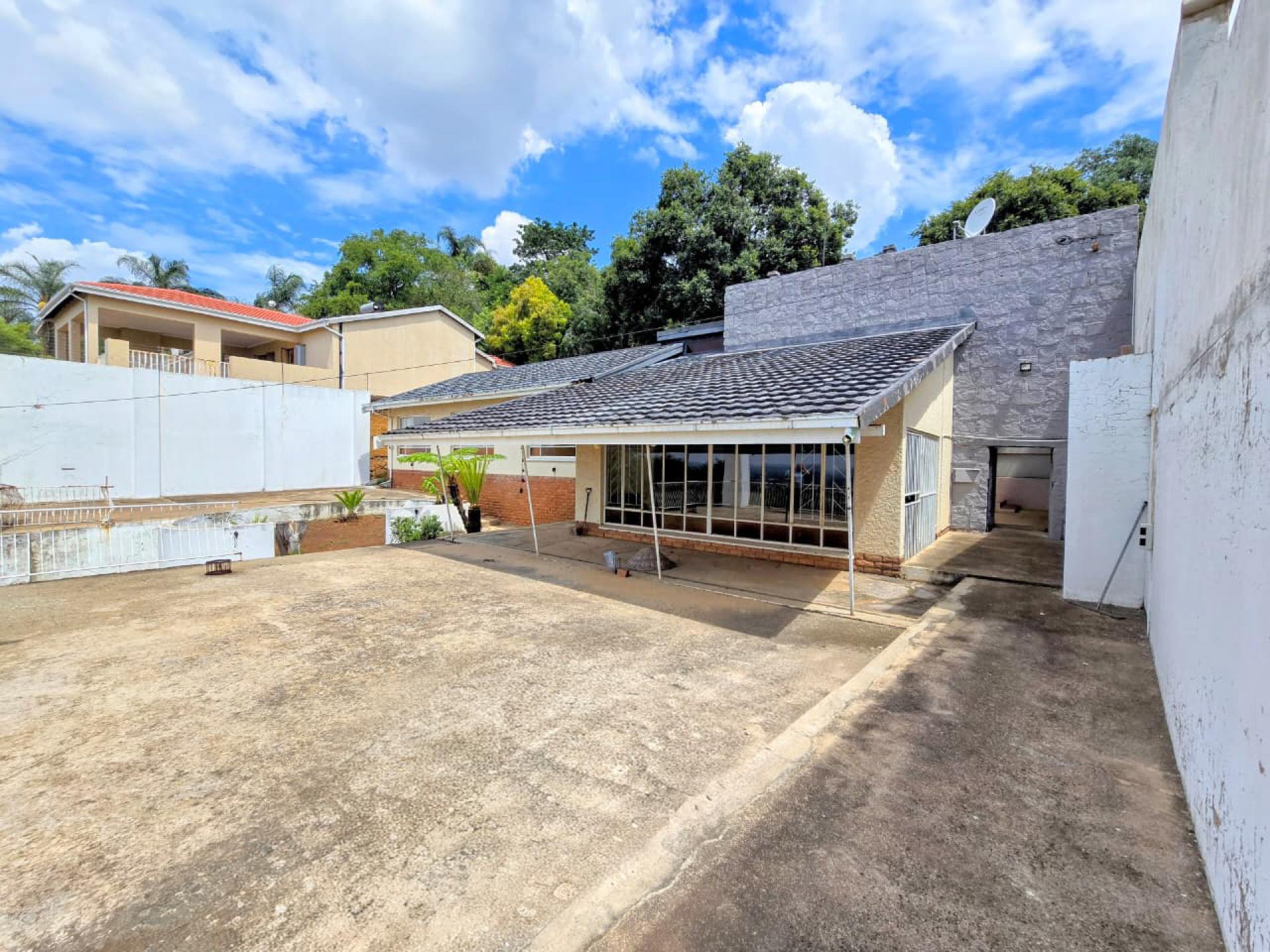  of property in Sinoville