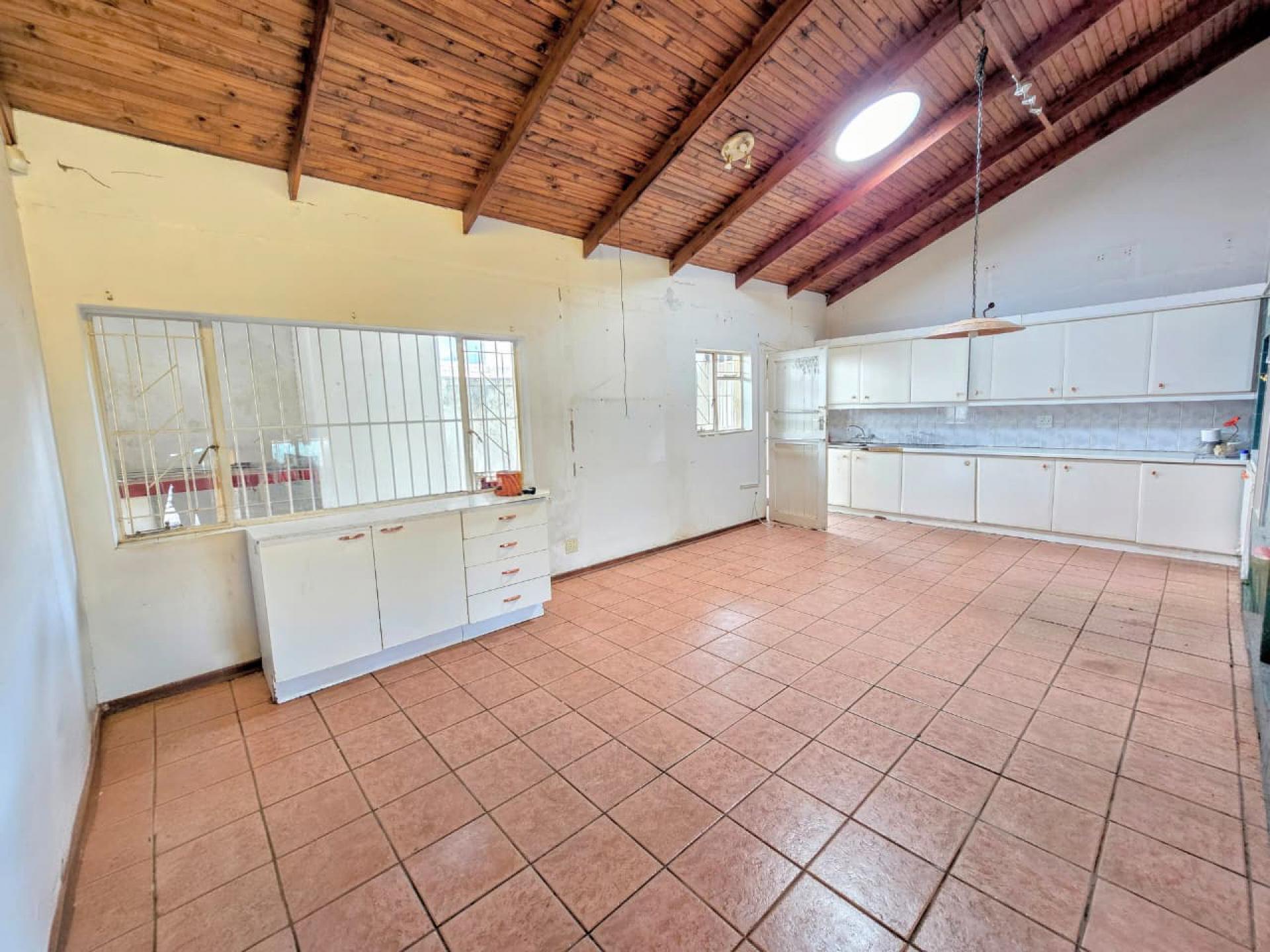  of property in Sinoville