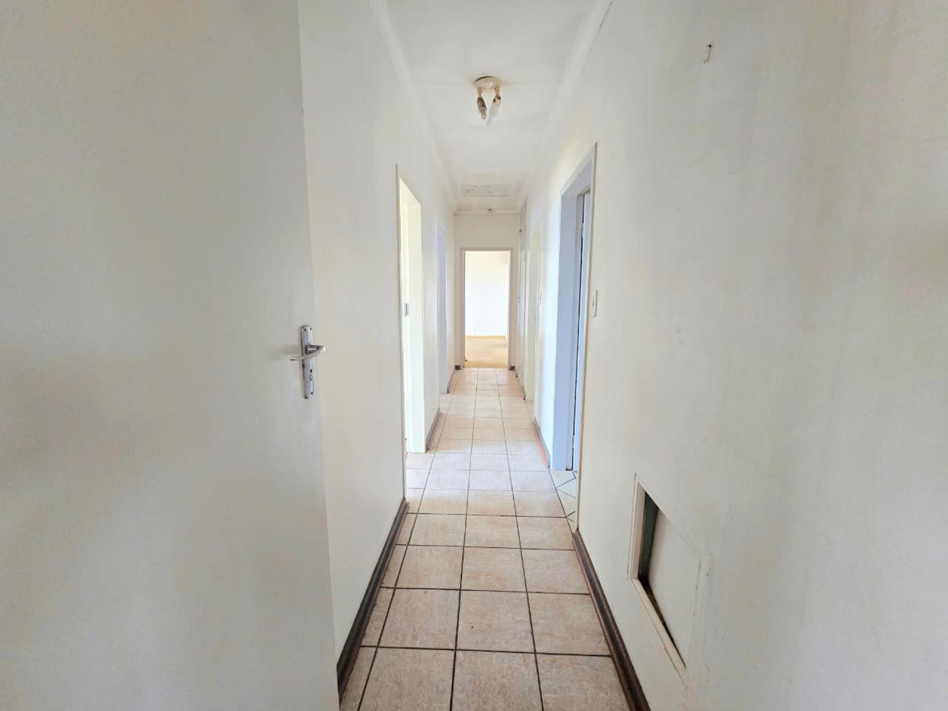  of property in Sinoville