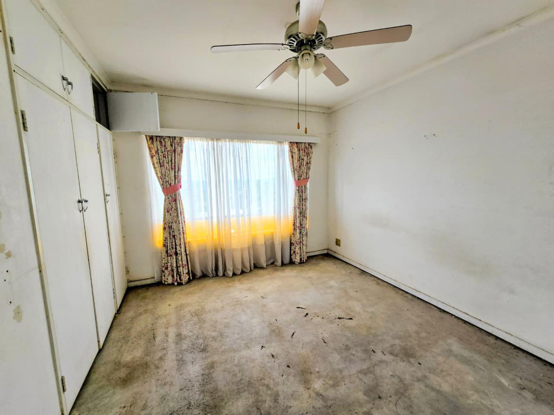  of property in Sinoville