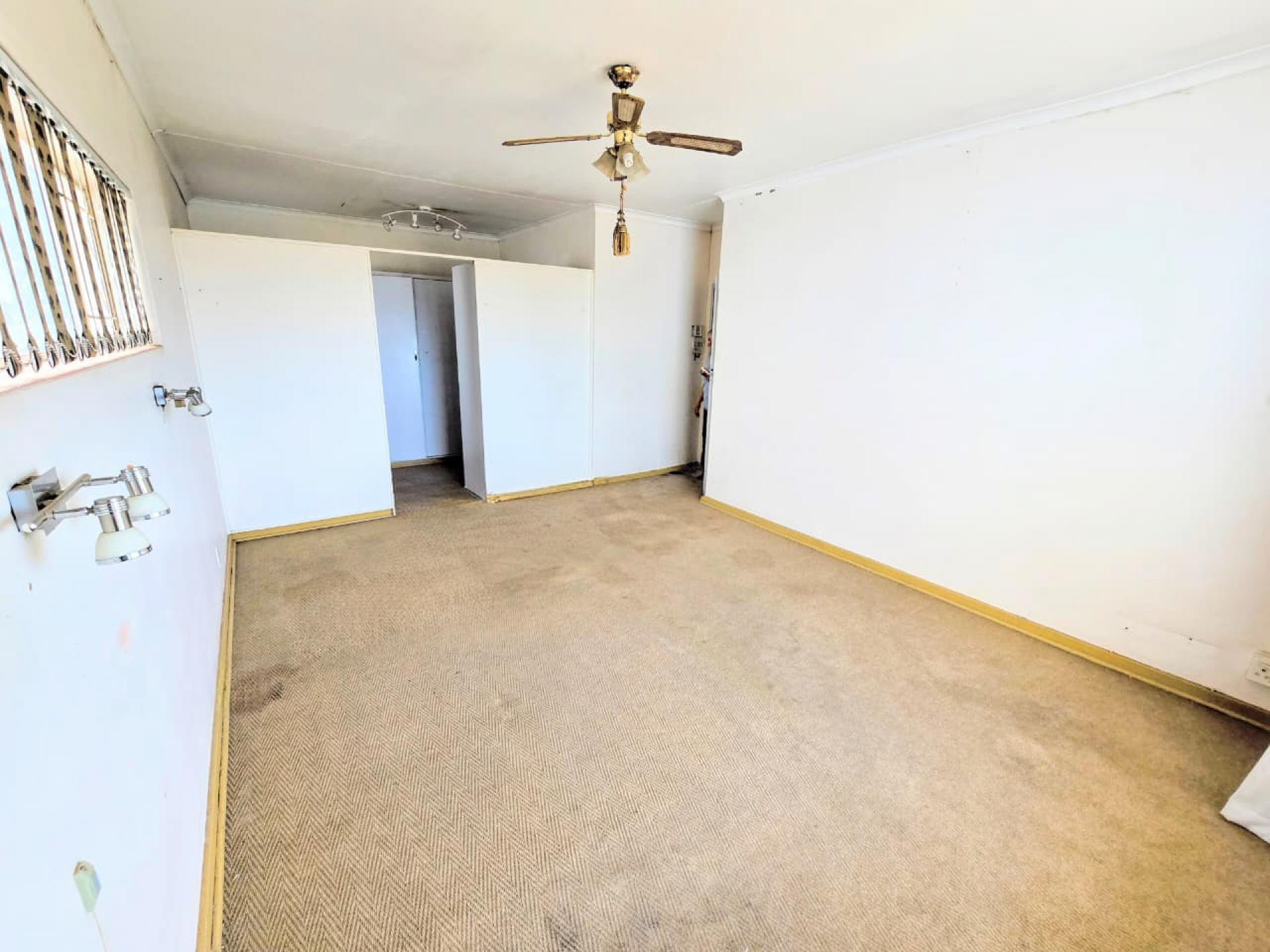  of property in Sinoville