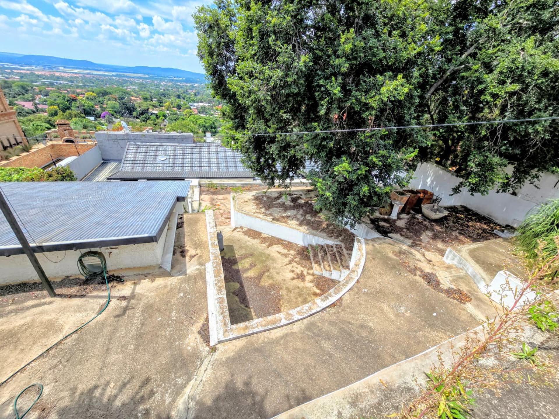  of property in Sinoville