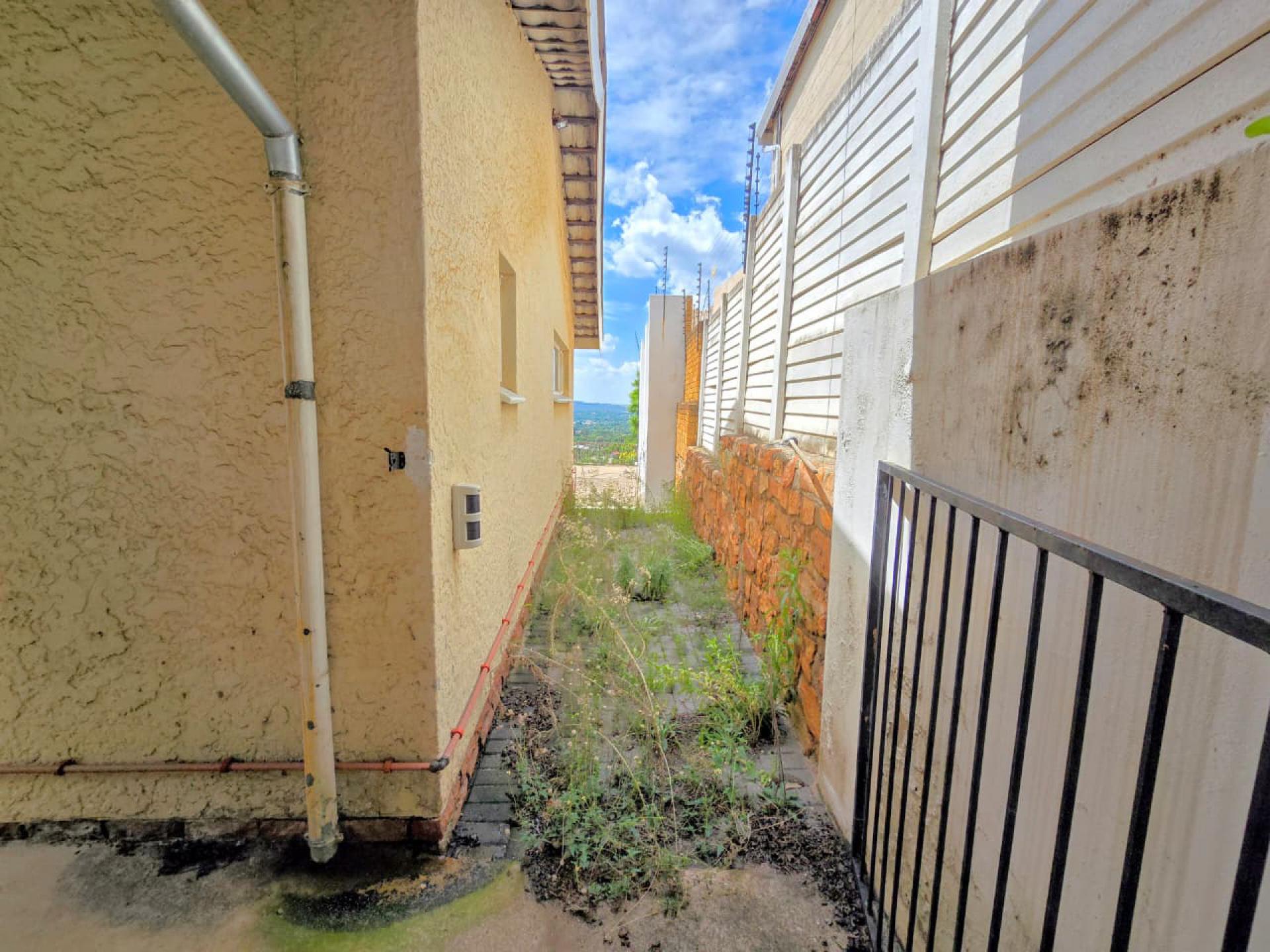  of property in Sinoville