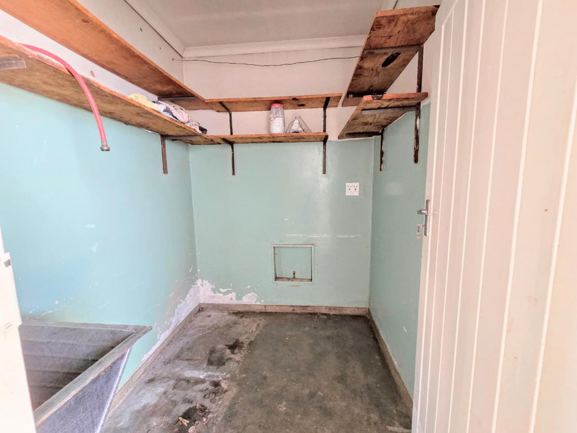  of property in Sinoville