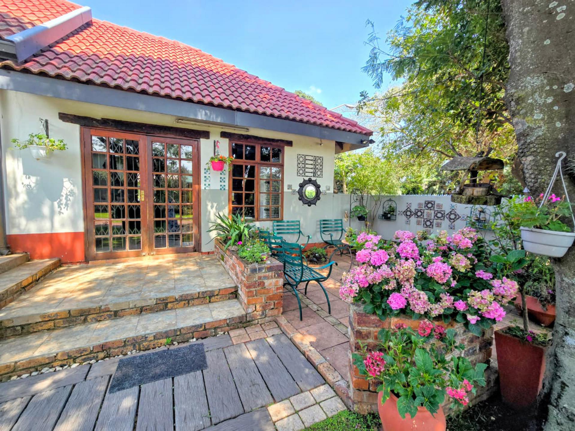  of property in Magalieskruin