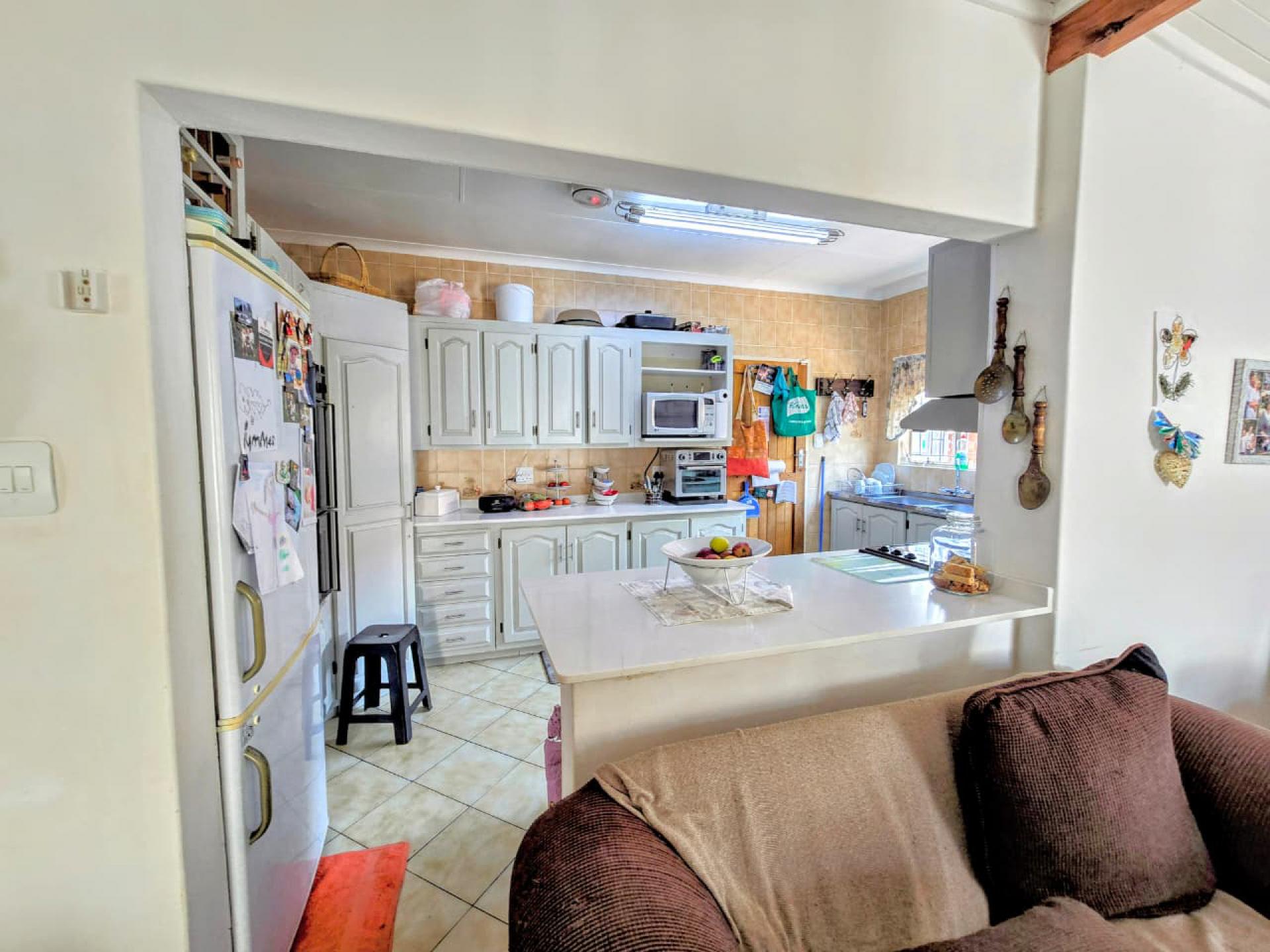  of property in Magalieskruin