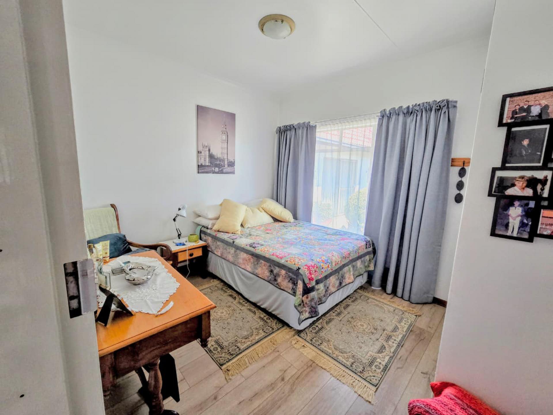  of property in Magalieskruin