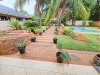  of property in Magalieskruin