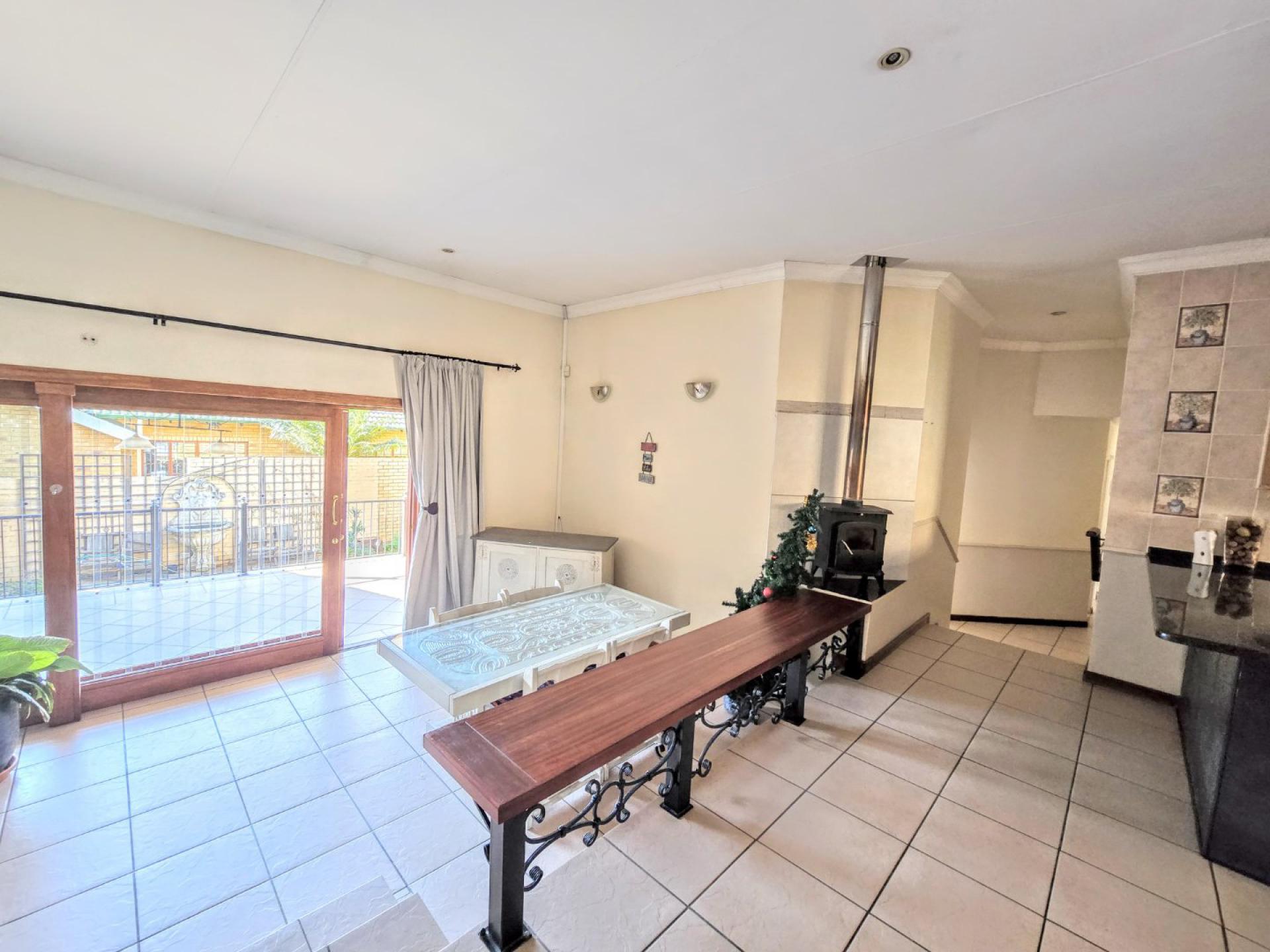  of property in Montana Park