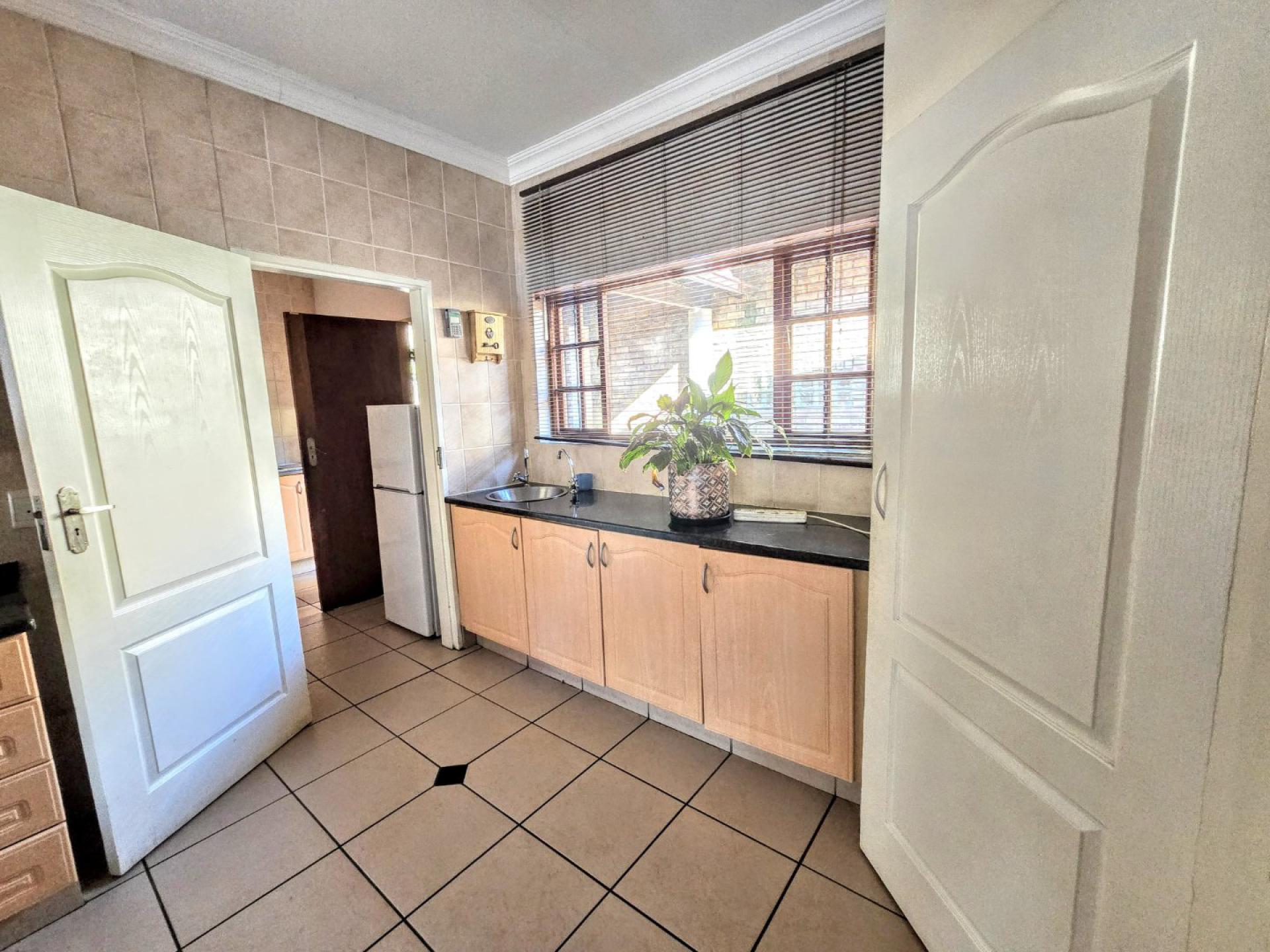  of property in Montana Park