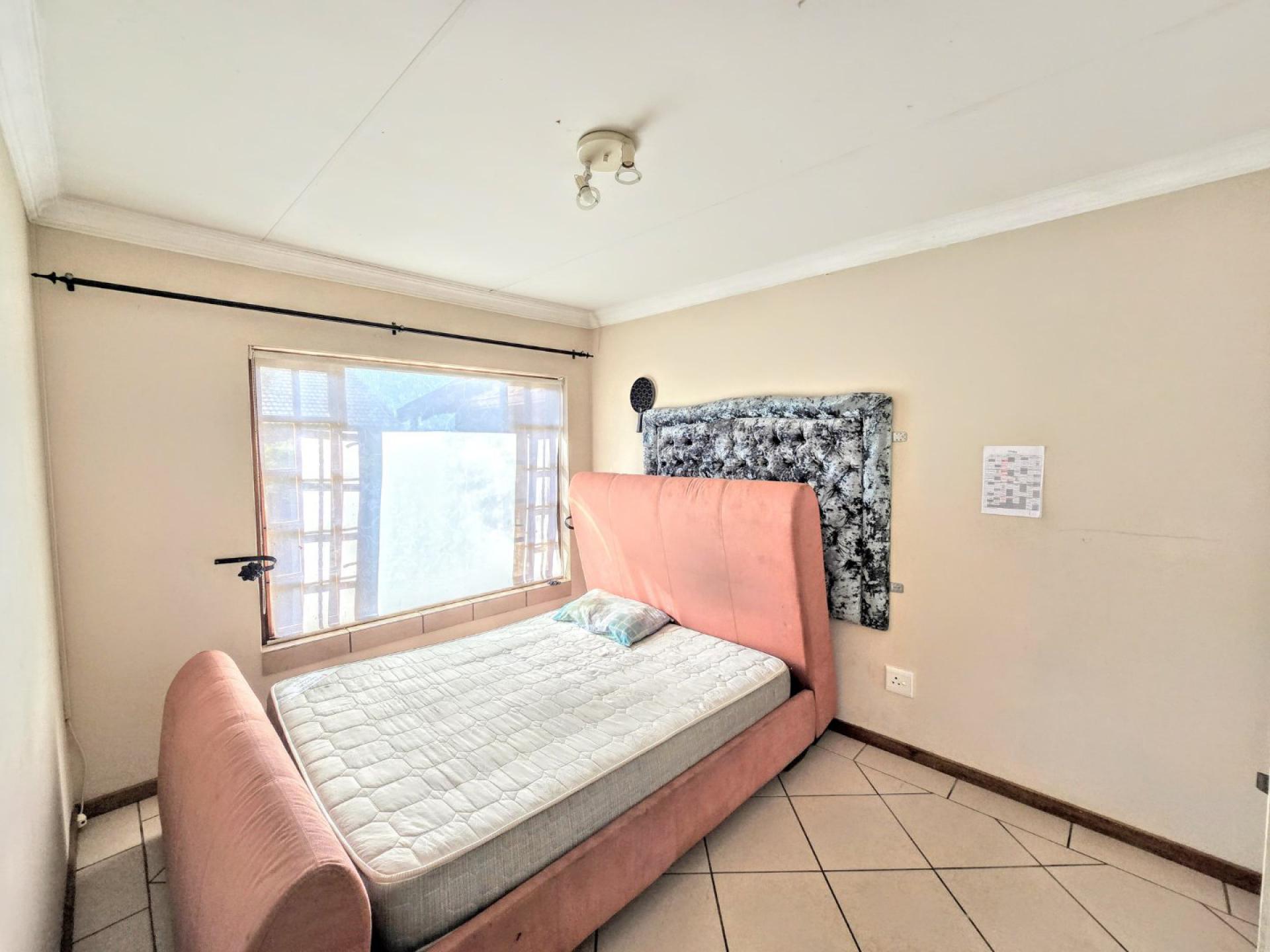  of property in Montana Park