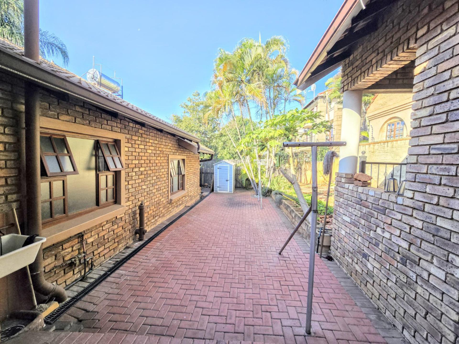  of property in Montana Park