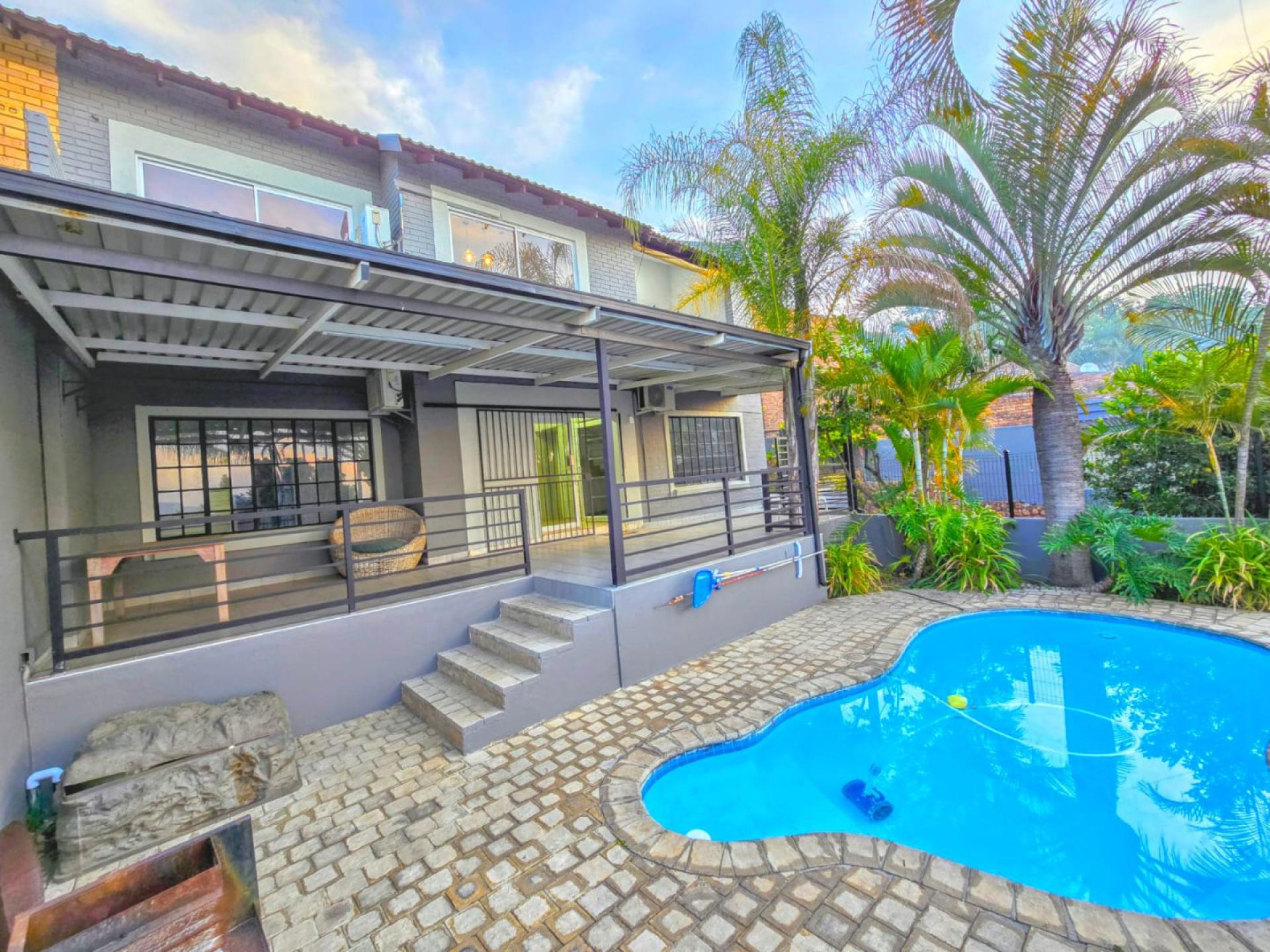  of property in Magalieskruin