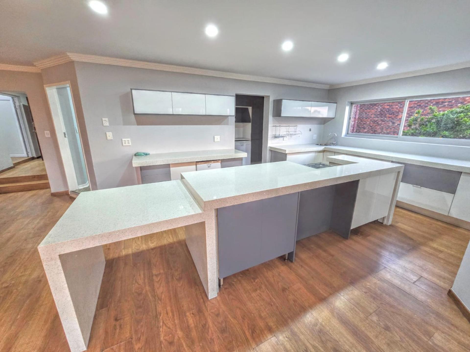  of property in Magalieskruin