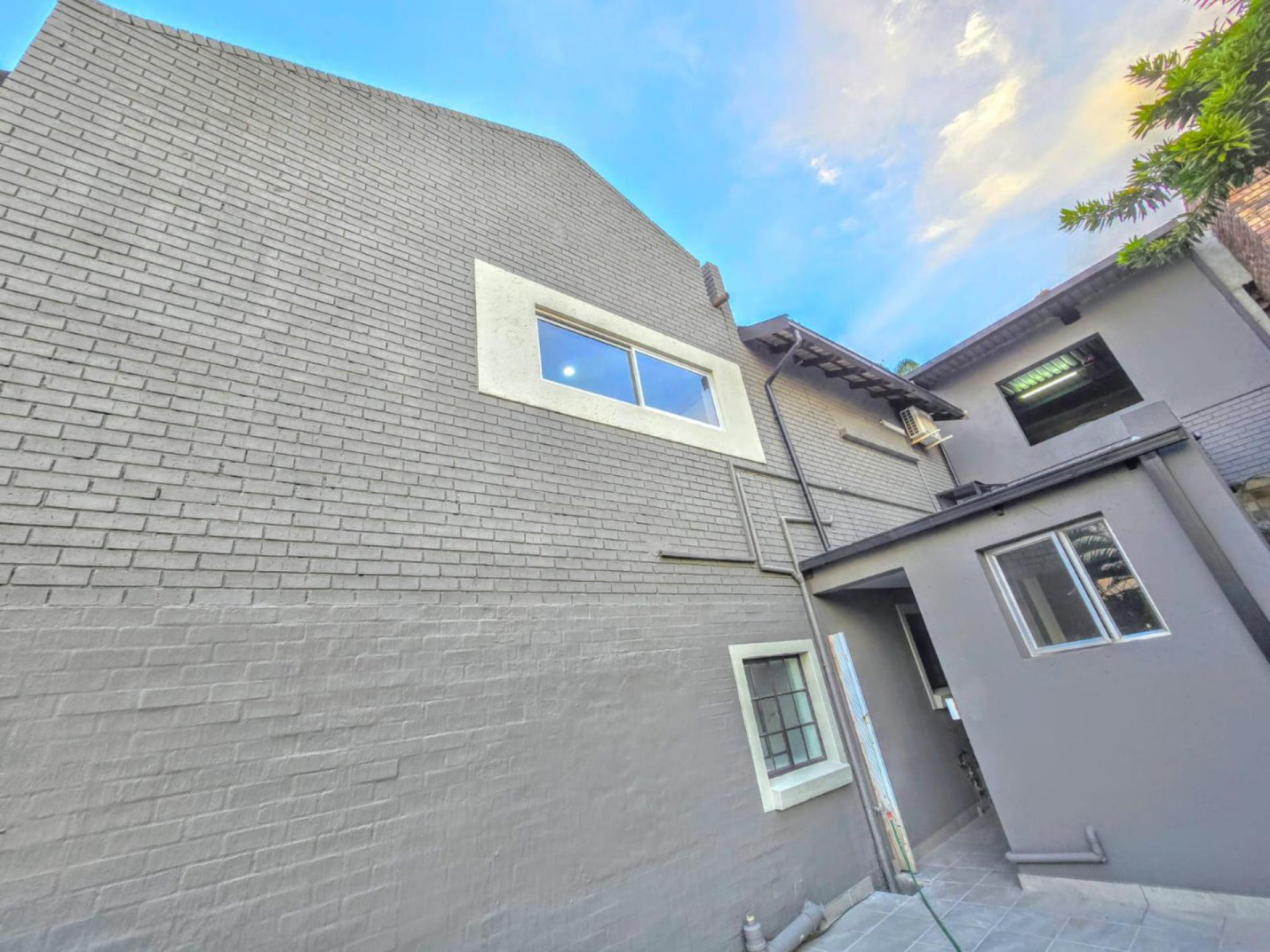  of property in Magalieskruin