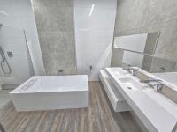  of property in Magalieskruin