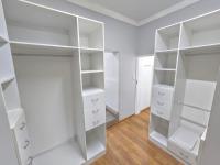  of property in Magalieskruin