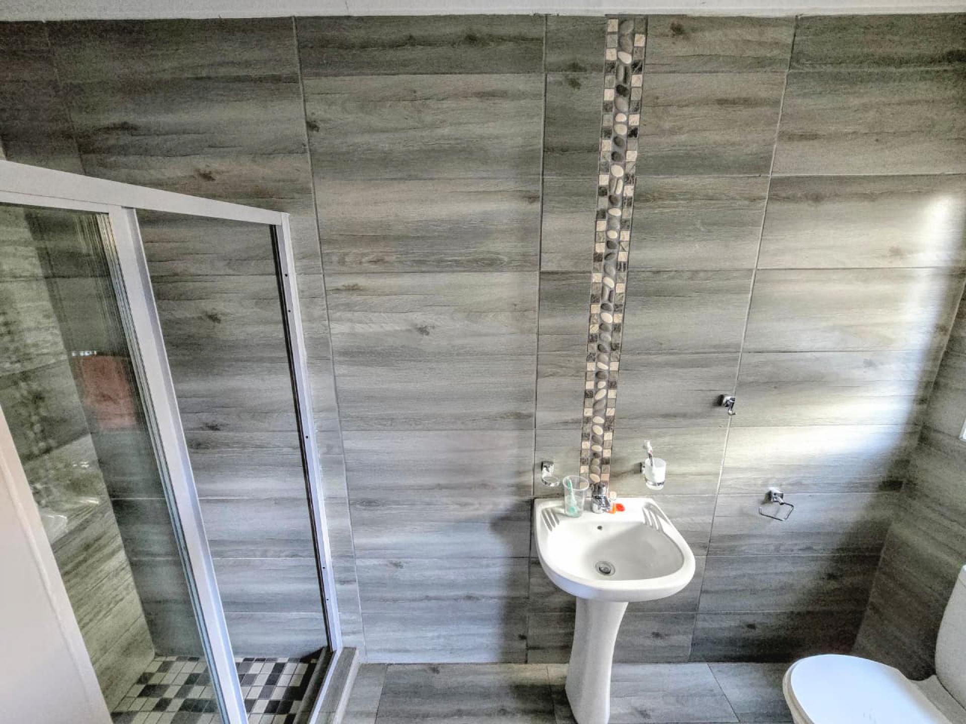  of property in Annlin