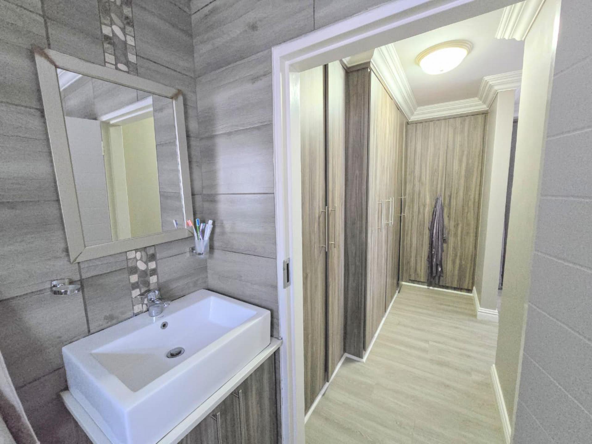  of property in Annlin