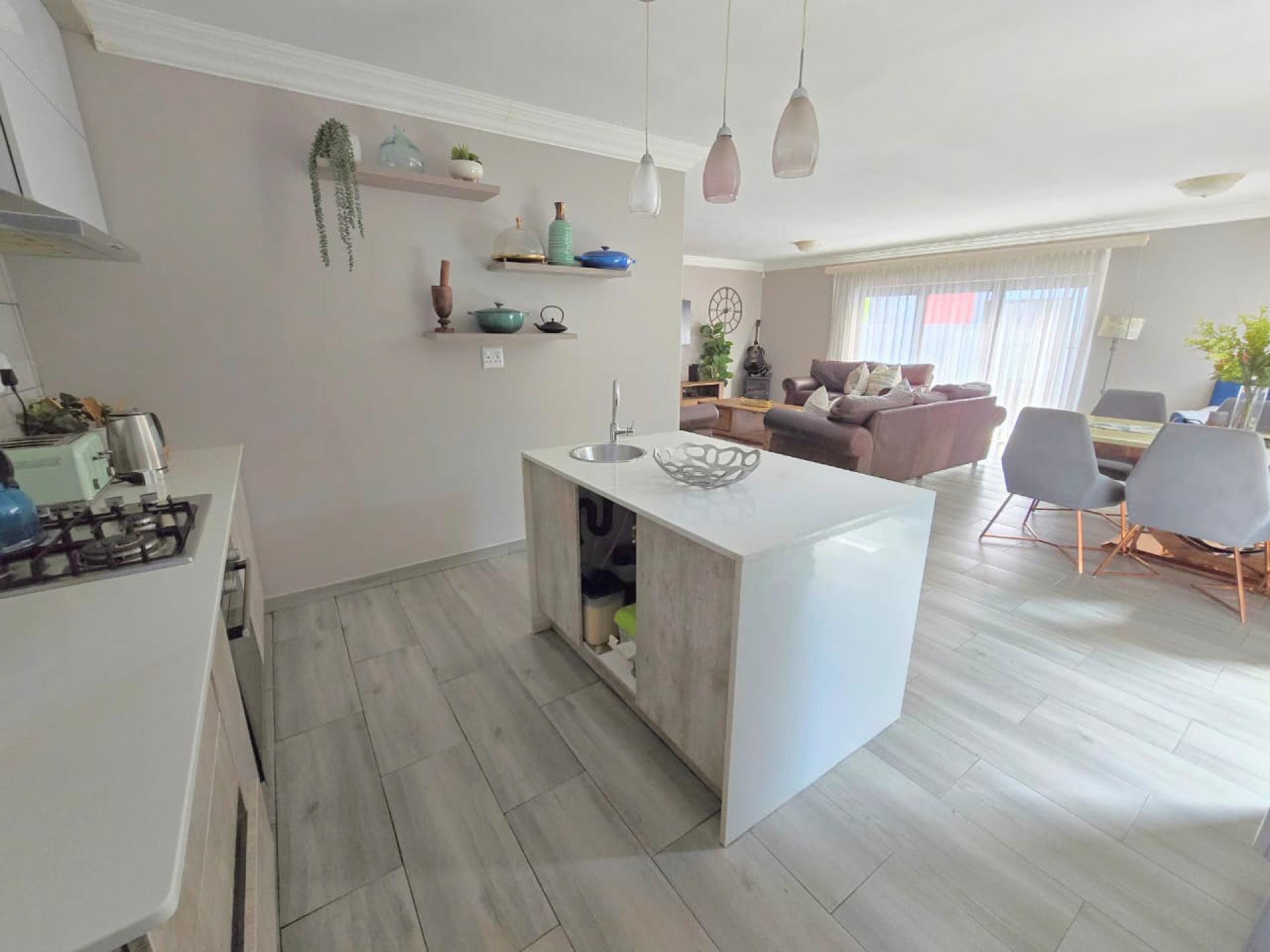  of property in Annlin