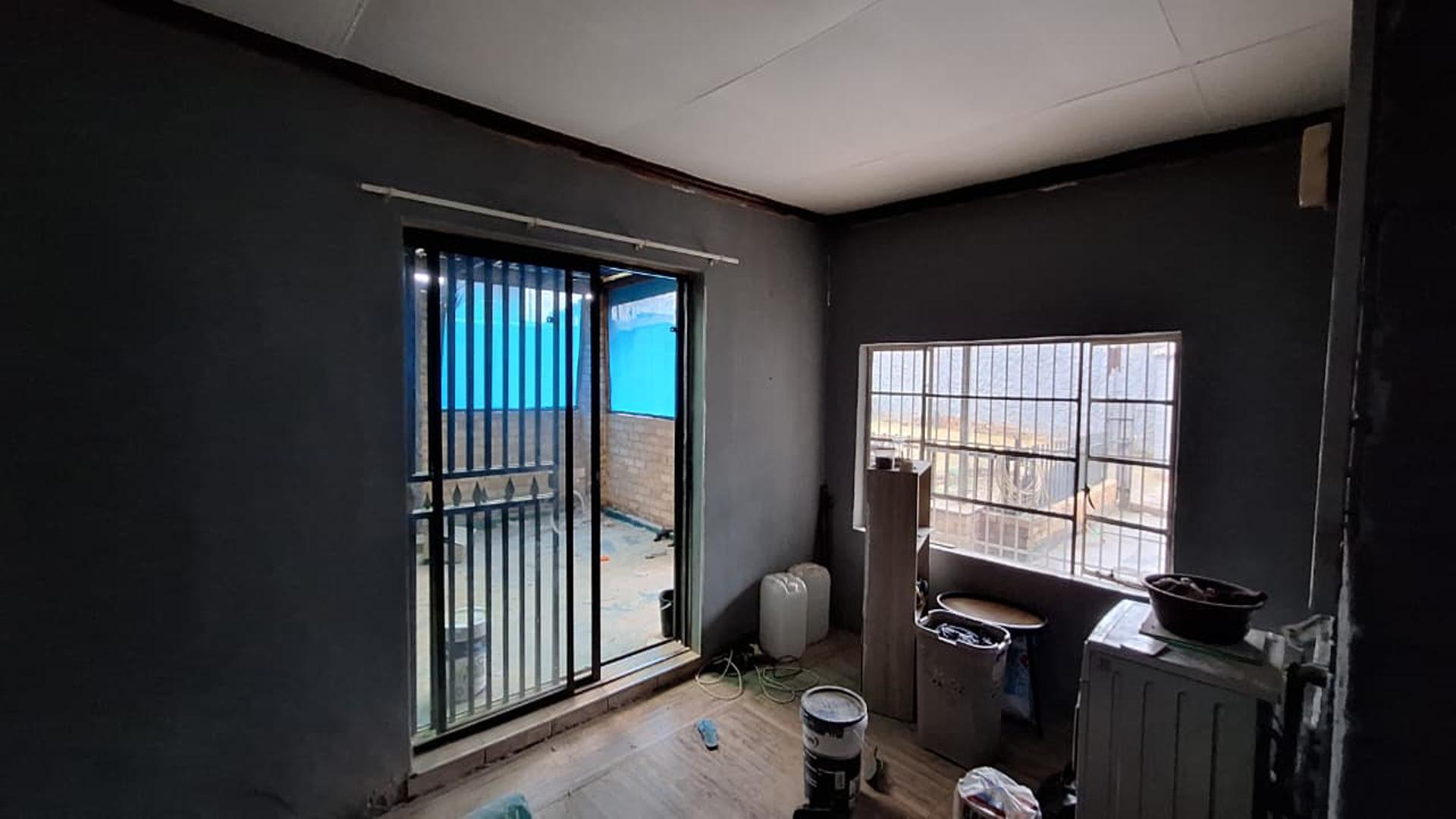 Dining Room - 15 square meters of property in Claremont - JHB