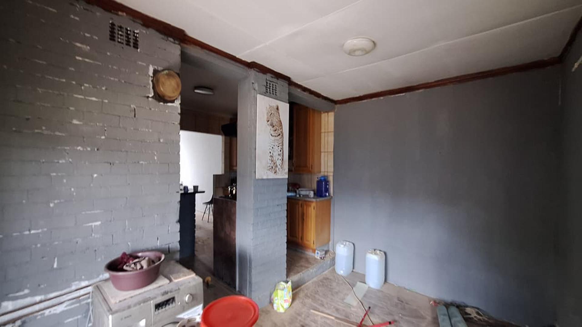 Dining Room - 15 square meters of property in Claremont - JHB
