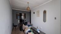 Lounges - 30 square meters of property in Claremont - JHB