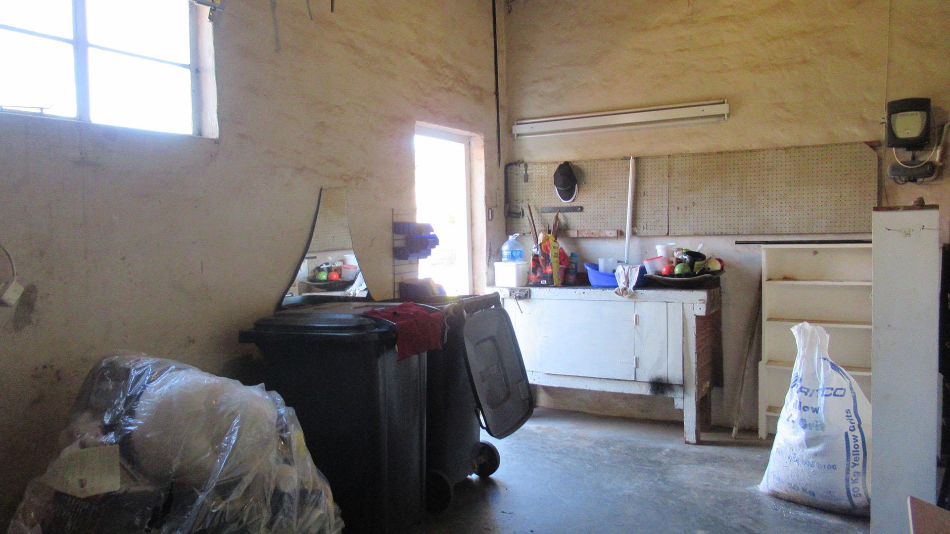 Garage - 21 square meters of property in Discovery