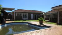 Swimming Pool of property in Discovery
