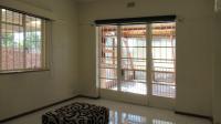 Dining Room - 15 square meters of property in Discovery