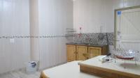 Kitchen - 20 square meters of property in Discovery