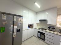  of property in Glenvista