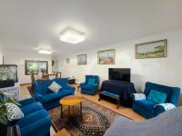  of property in Glenvista