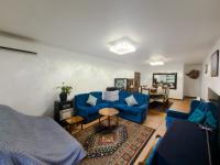  of property in Glenvista