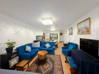  of property in Glenvista