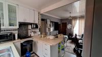 Kitchen - 10 square meters of property in Chloorkop