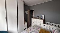 Bed Room 2 - 13 square meters of property in Chloorkop