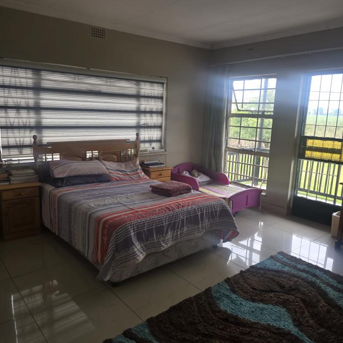4 Bedroom House for Sale For Sale in Lenasia - MR709878