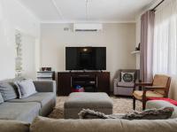  of property in Linmeyer