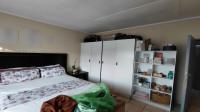 Bed Room 1 of property in Vanderbijlpark