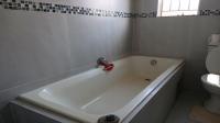 Bathroom 1 of property in Watervalspruit (Vaal)