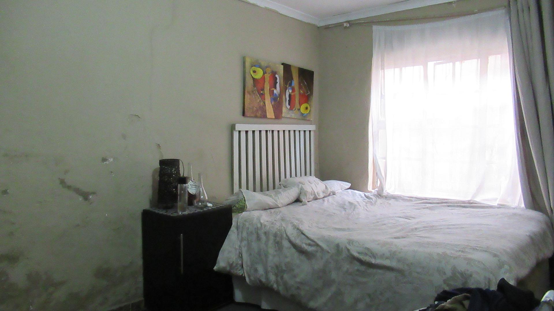 Bed Room 2 - 13 square meters of property in Commercia