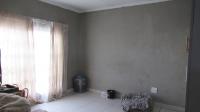 Bed Room 1 - 24 square meters of property in Commercia