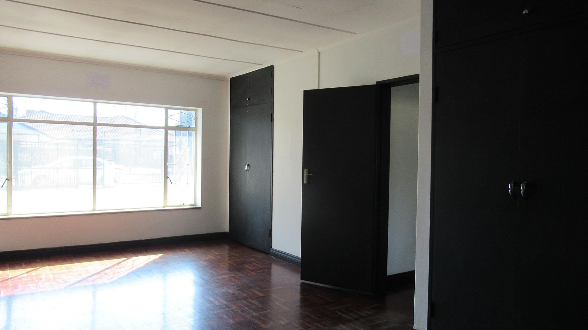 Main Bedroom - 29 square meters of property in Vanderbijlpark