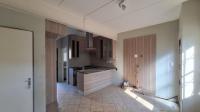 Lounges - 19 square meters of property in Albertsdal
