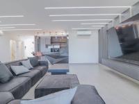  of property in La Lucia