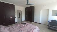 Bed Room 1 - 37 square meters of property in Bulwer (Dbn)